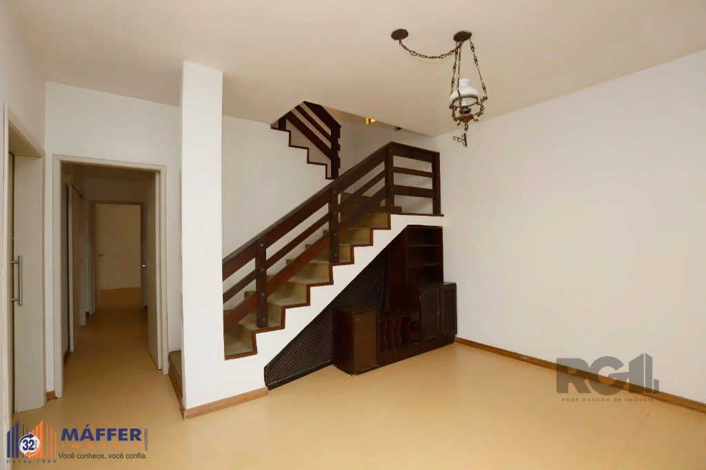 Casa, 5 quartos, 230 m² - Foto 4