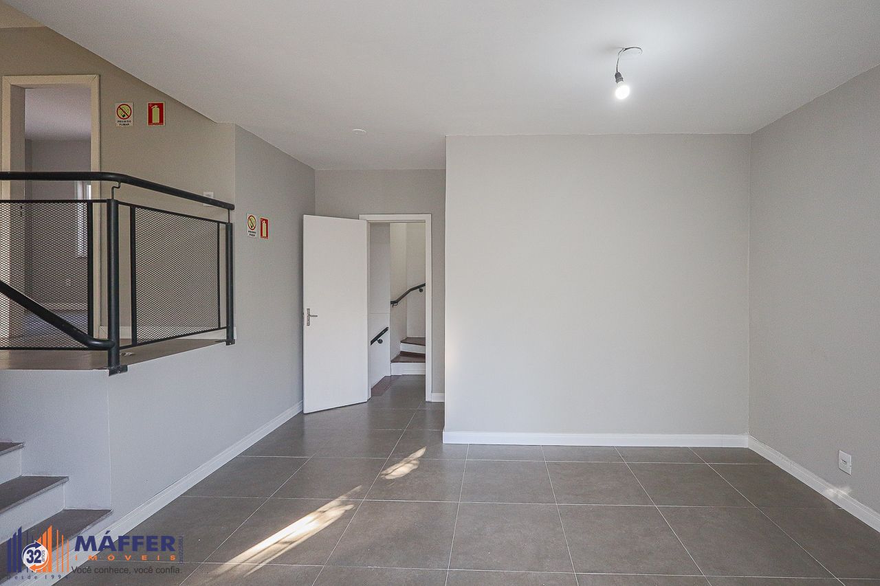Casa, 3 quartos, à venda, 195 m², São João - Porto Alegre — foto 2