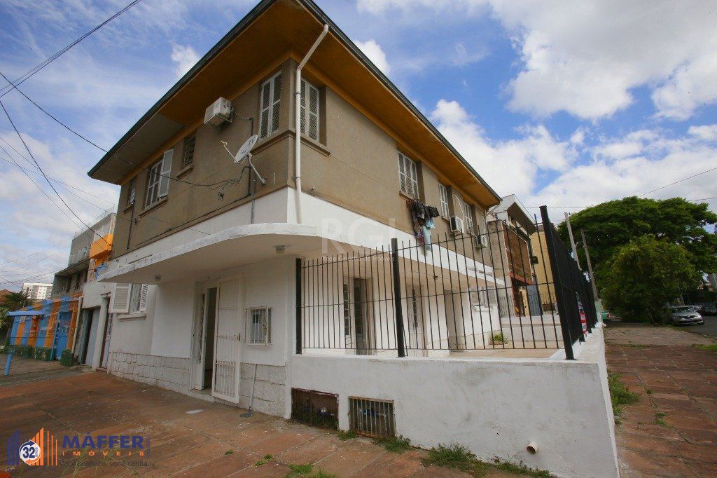 Prédio Comercial 2 quartos à venda, 200m², Navegantes - Porto Alegre