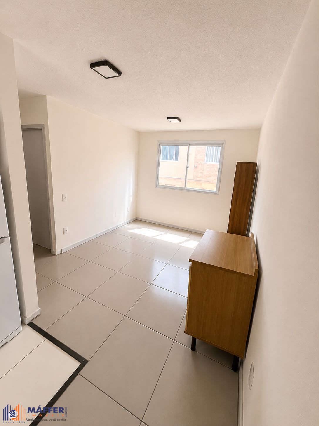 Apartamento de 2 com 1 vaga de garagem semi mobiliado, Santa Tereza