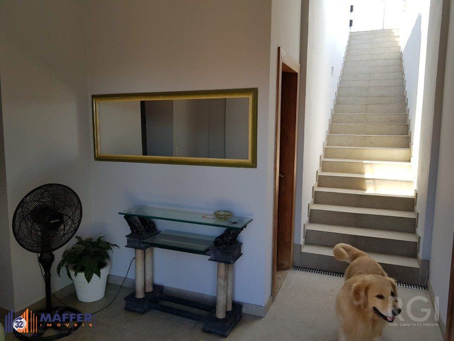 Casa para Venda - 200m², 4 dormitórios, sendo 1 suites, 4 vagas - Santa Tereza