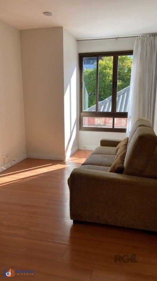 VENDA Ótimo apartamento, 70,40 m2, semi mobiliado, 2 dormitórios