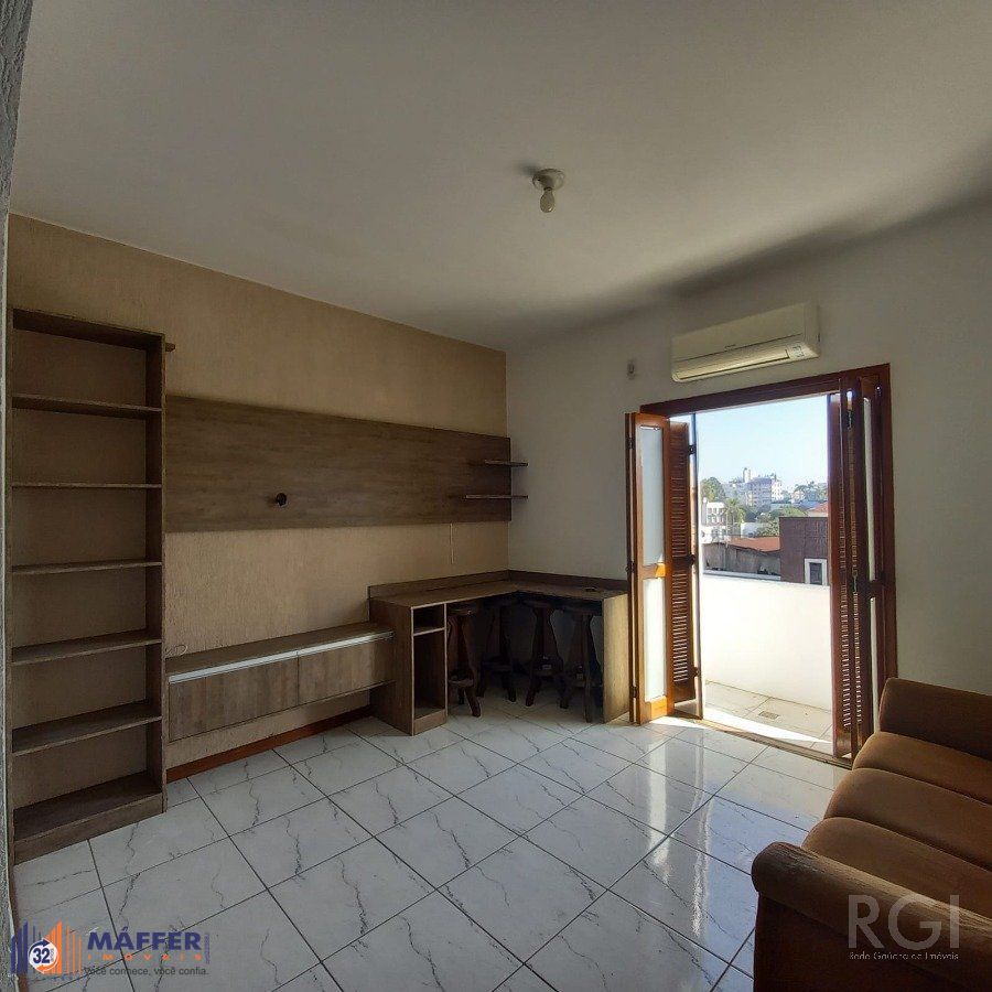 APARTAMENTO 1 DORMITÓRIO NO BAIRRO MENINO DEUS.