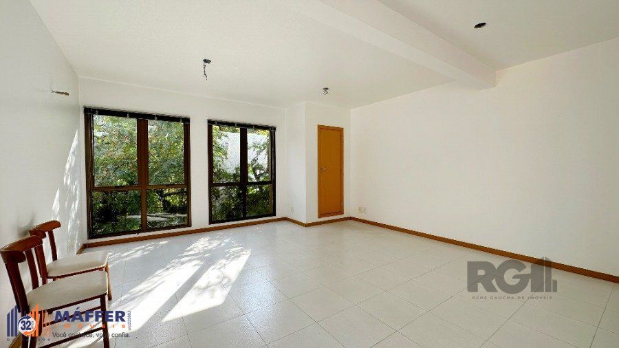 Sala Comercial, à venda, 38 m², Praia de Belas - Porto Alegre — foto 2