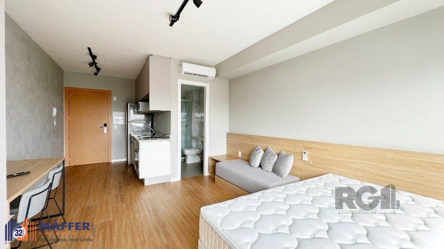 Apartamento para Venda - 29m², 1 quarto, 1 vaga - Petrópolis