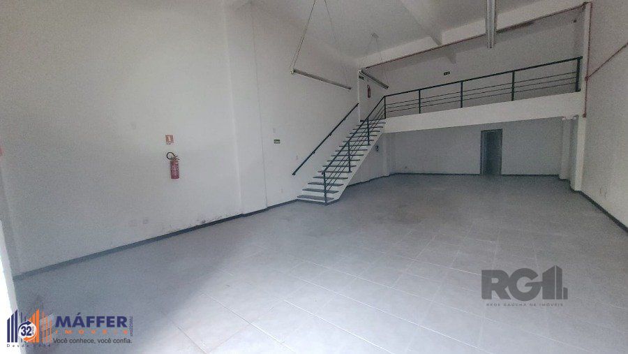 Loja, 3 salas, à venda, 150 m², Floresta - Porto Alegre — foto 2