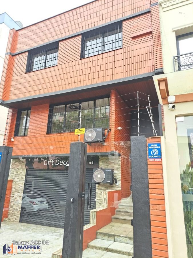 Casa 3 quartos à venda, 290m², Rio Branco - Porto Alegre