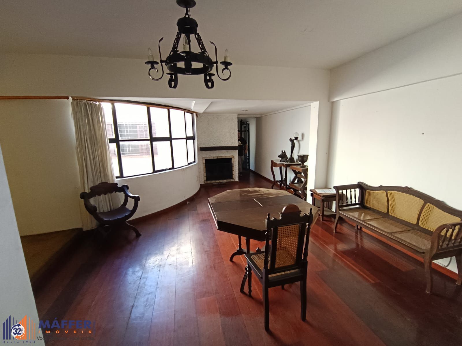 Apartamento, 3 quartos, 130 m² - Foto 2