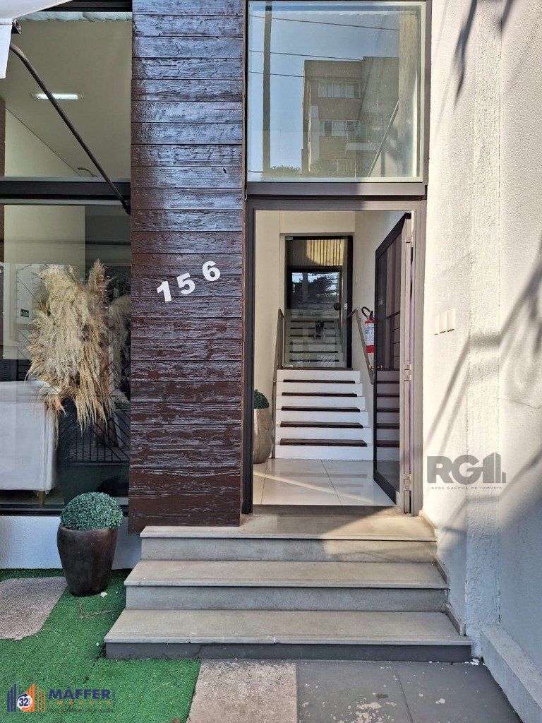 casa misto -7 salas - 325,12 m² - Menino Deus