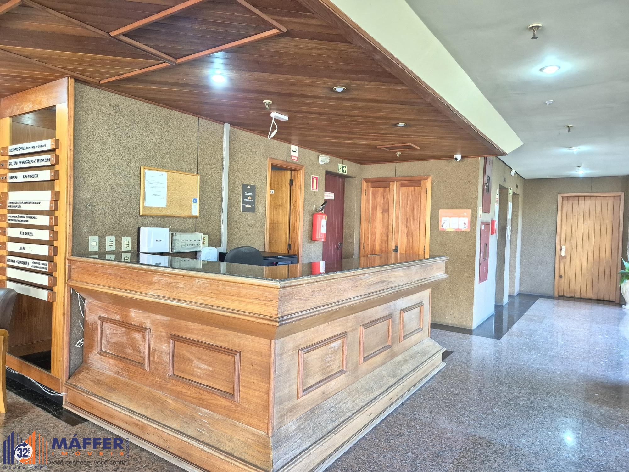 Conjunto Comercial, 7 salas, à venda, 175 m², Santana - Porto Alegre — foto 2