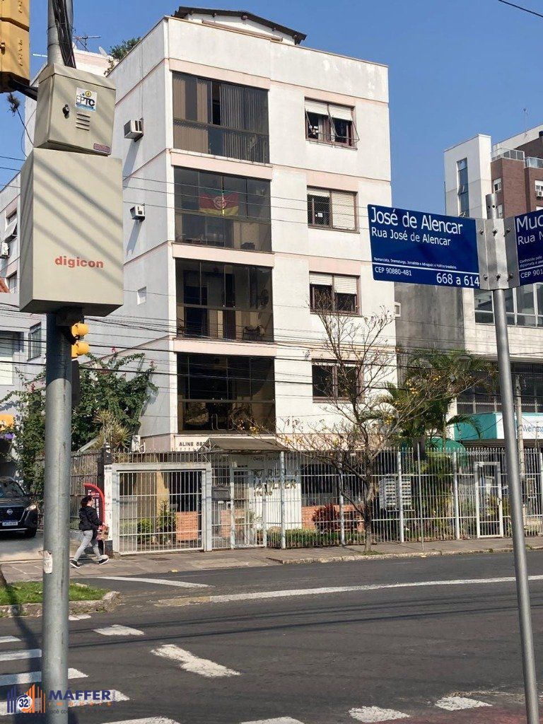 APARTAMENTO COBERTURA - 3 doms. 1 vaga - 166,09 - m² - MENINO DEUS