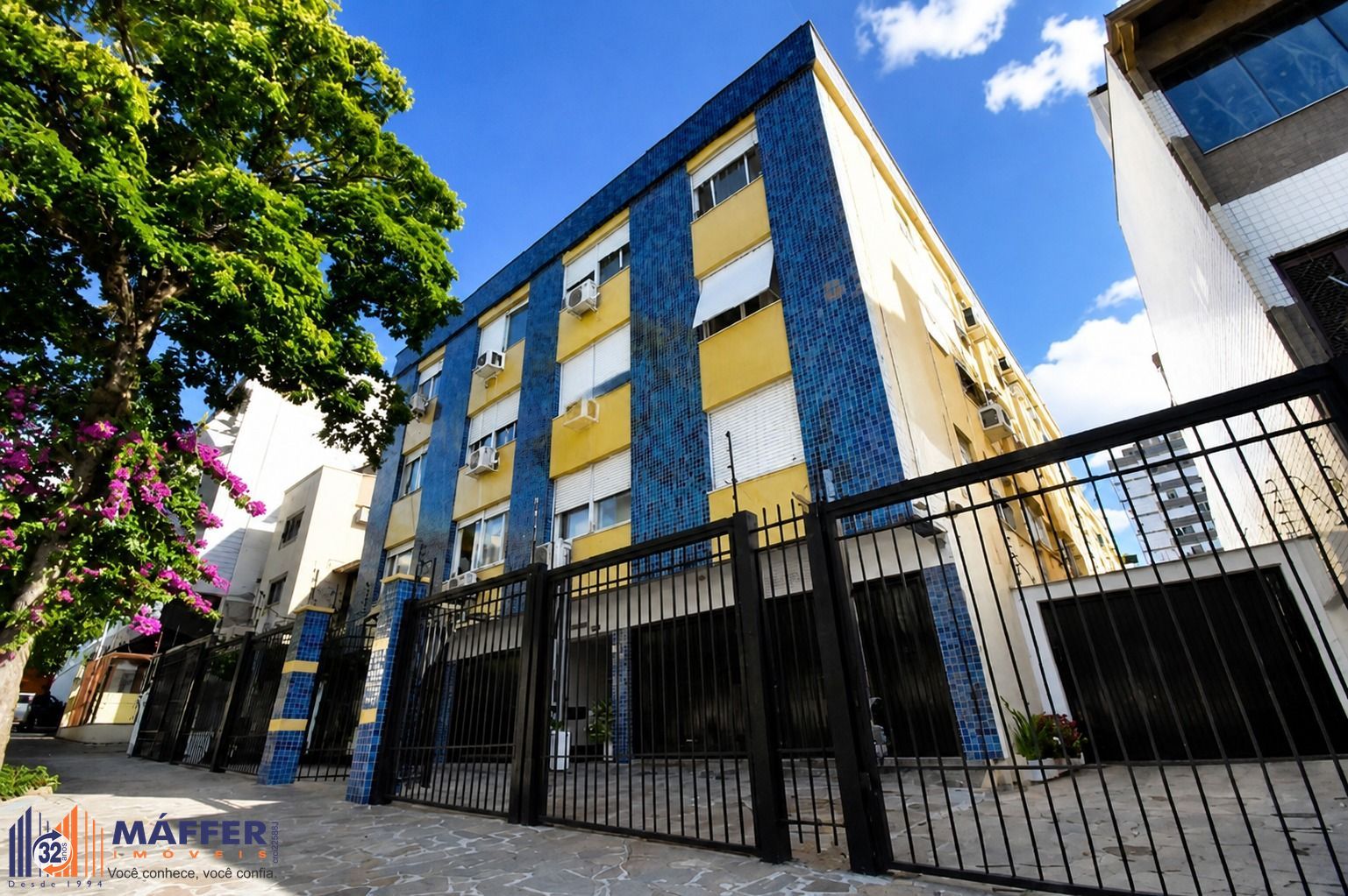 ÓTIMO APARTAMENTO DE  2 DORMITÓRIOS NA RUA MIGUEL COUTO