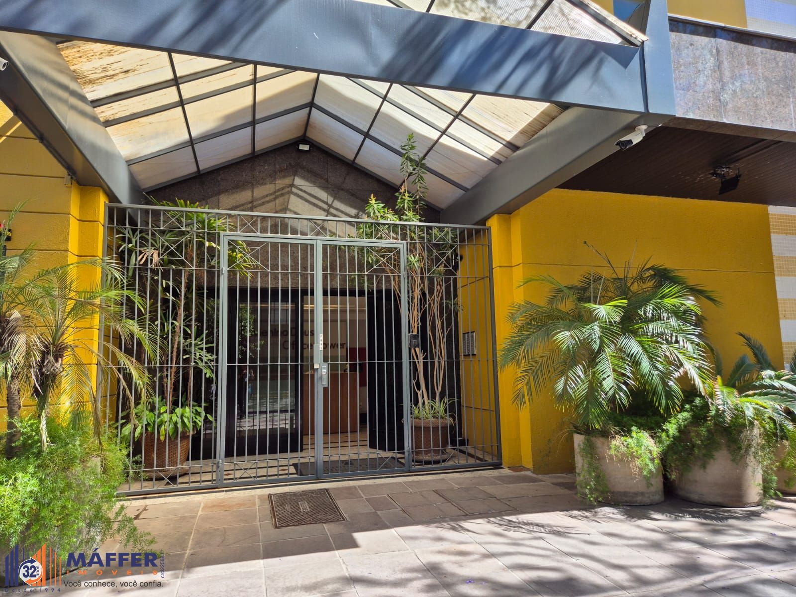 Sala Comercial, 1 sala, à venda, 25 m², Menino Deus - Porto Alegre — foto 2
