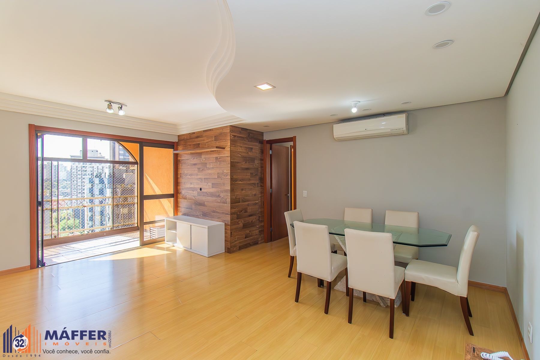 Apartamento, 3 quartos, 100 m² - Foto 2