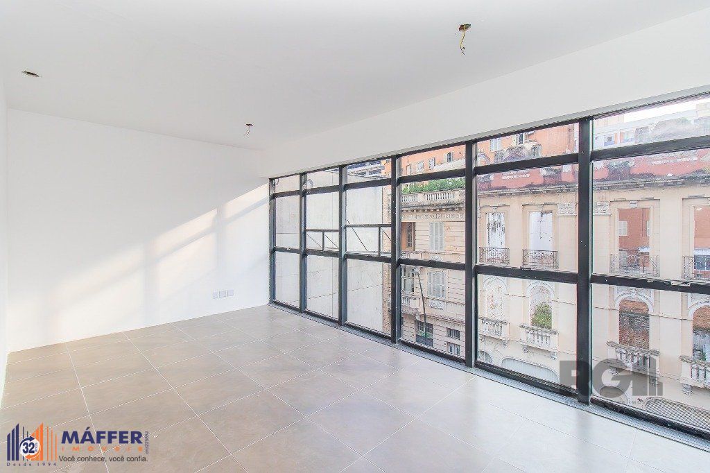 Prédio Comercial, à venda, 360 m², Centro Histórico - Porto Alegre — foto 2
