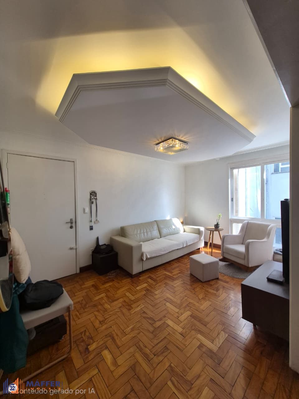 Apartamento de 02 dormitórios com vaga de garagem no Bairro Auxiliadora em Porto alegre/RS