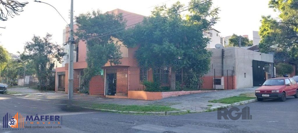 Casa residencial/comercial Bairro Teresópolis