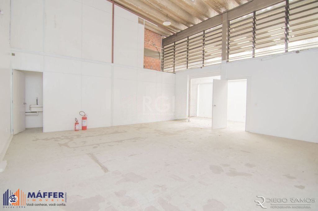 Pavilhão, à venda, 270 m², Navegantes - Porto Alegre — foto 5