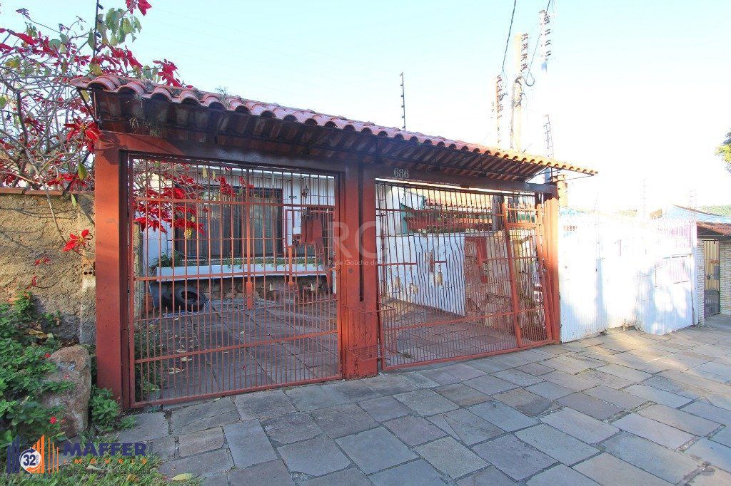 Casa para Venda - 160m², 4 dormitórios, sendo 1 suites, 3 vagas - Medianeira