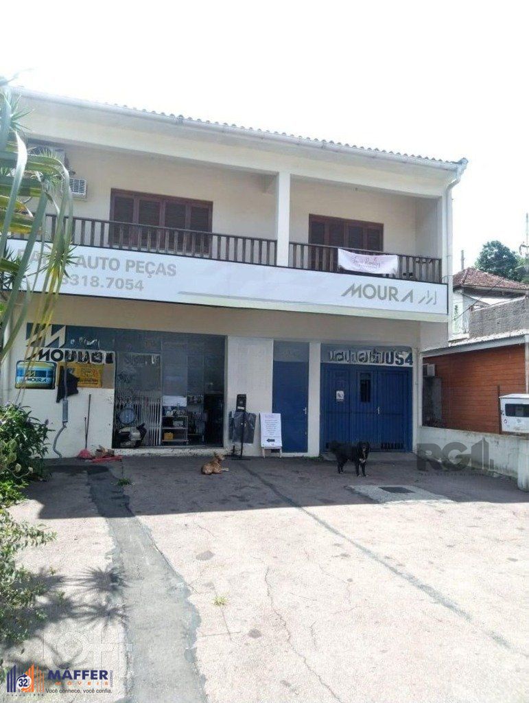 Casa de 3 Dormitório(s) á venda no Bairro Glória - Porto Alegre