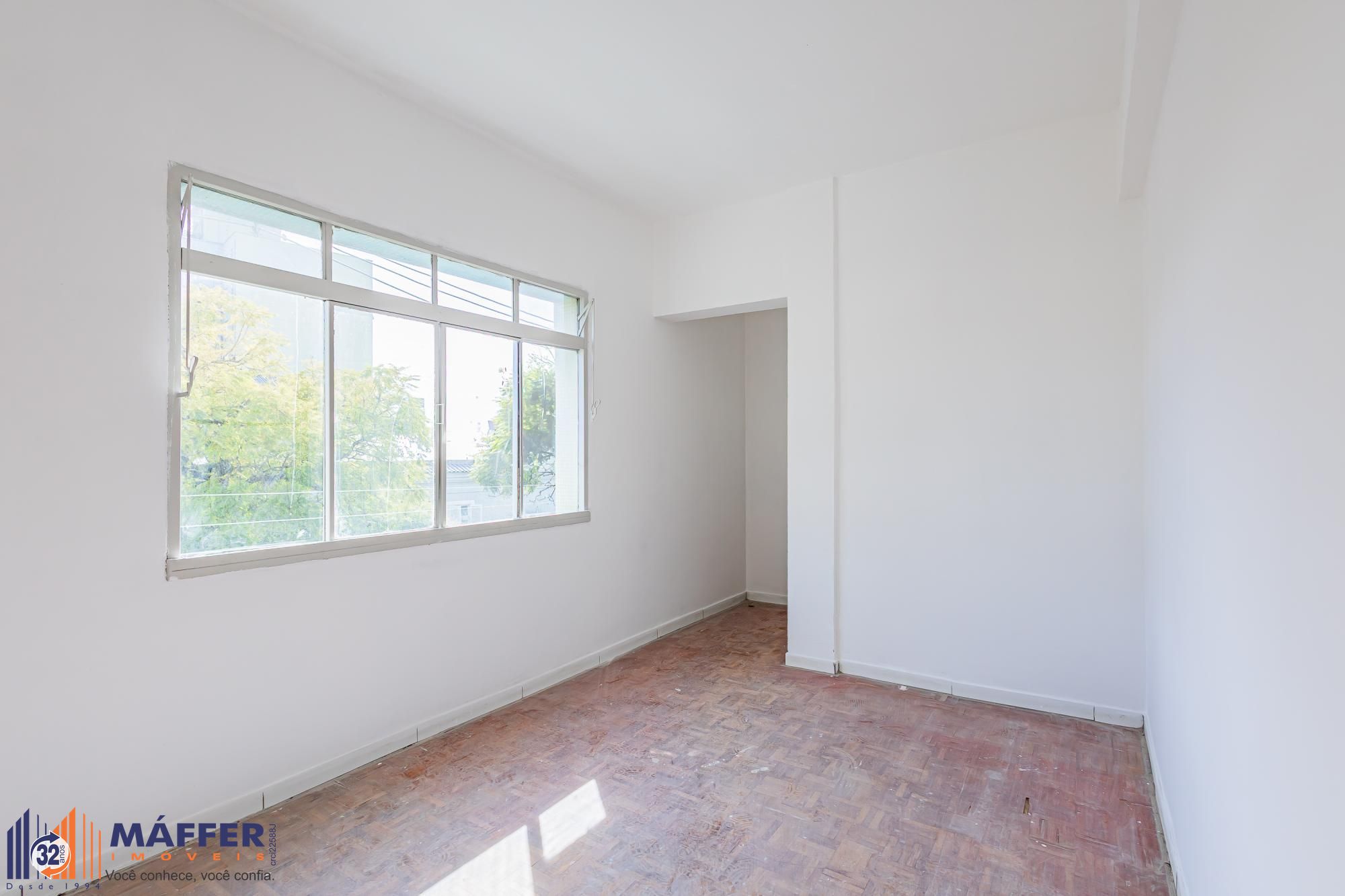 Apartamento, 1 quarto, à venda, 33 m², Floresta - Porto Alegre — foto 2