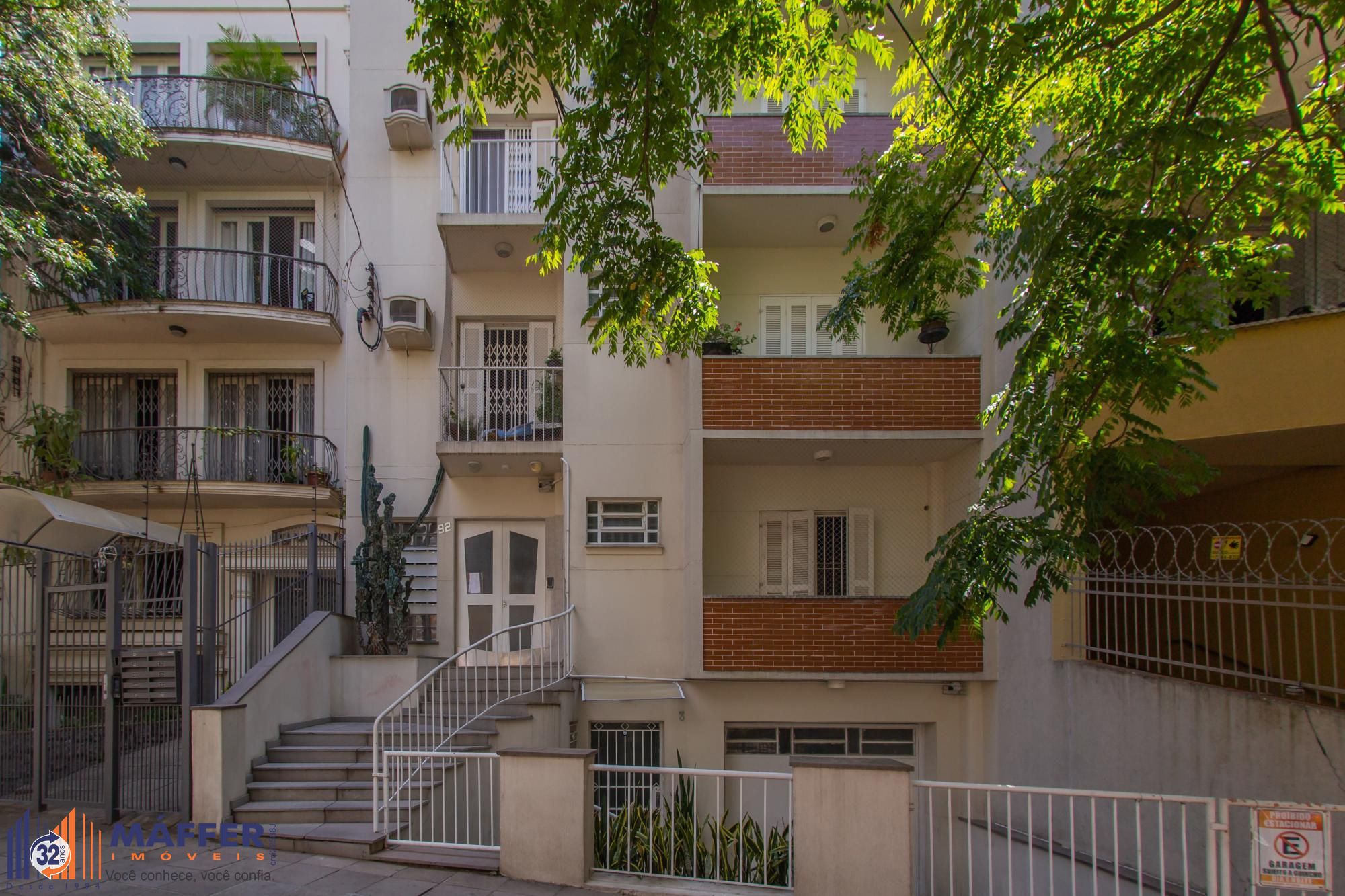 Apartamento 02 dormitórios próximo ao hospital Moinhos