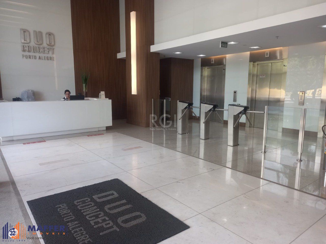 Sala Comercial, à venda, 36 m², Centro Histórico - Porto Alegre — foto 2
