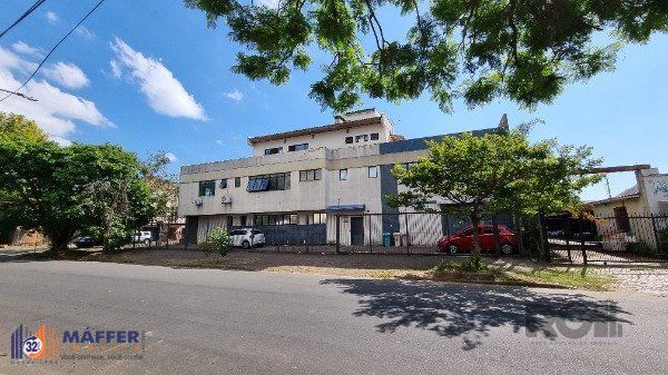 Prédio 430mq a venda no bairro Navegantes