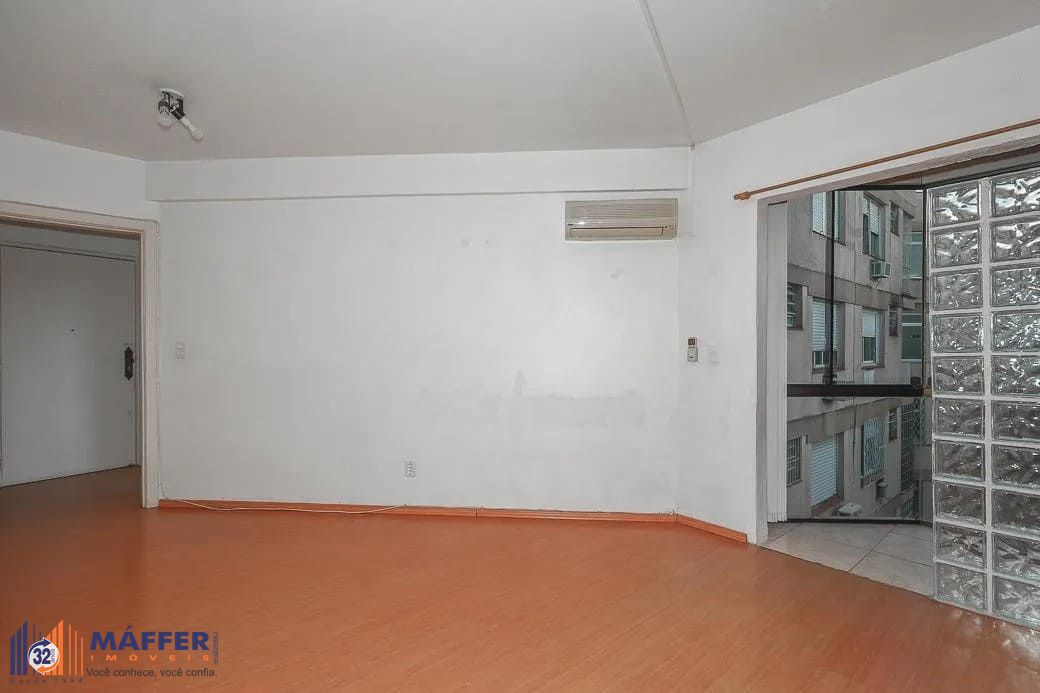 Apartamento de 2 dormitorios  à venda no Bairro Santa Tereza, Porto Alegre