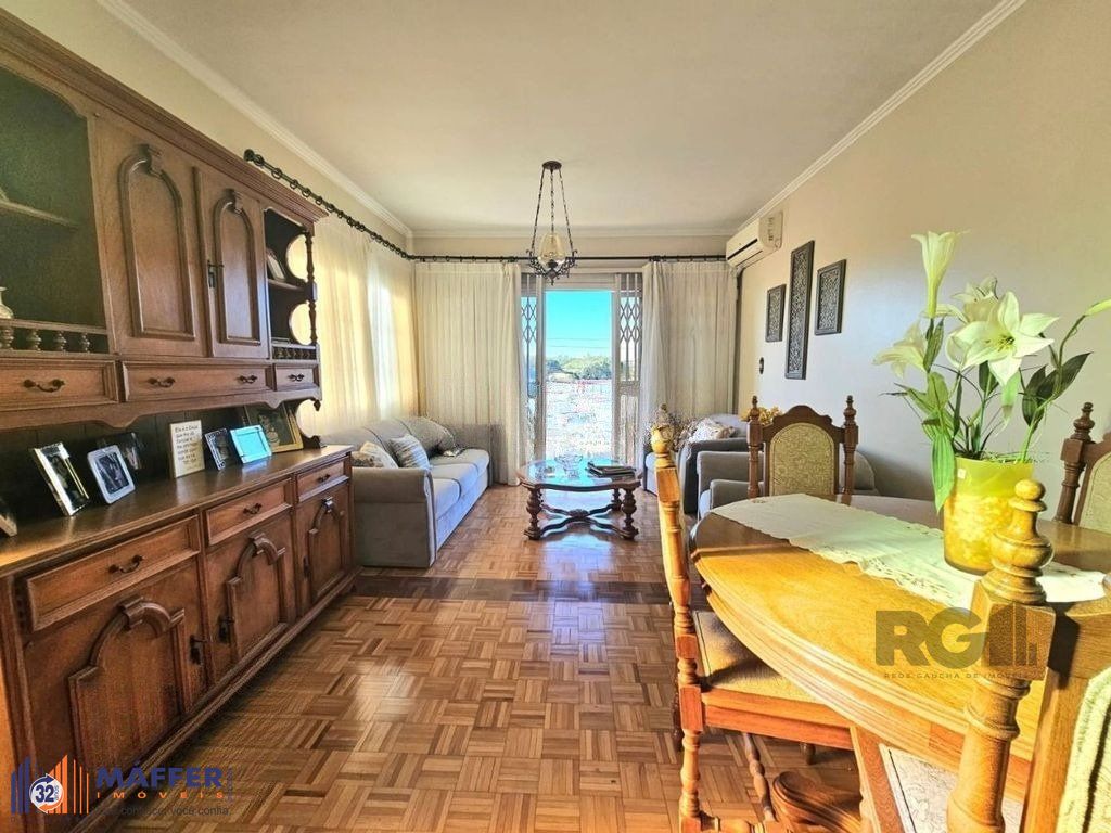 Casa, 4 quartos, 246 m² - Foto 1