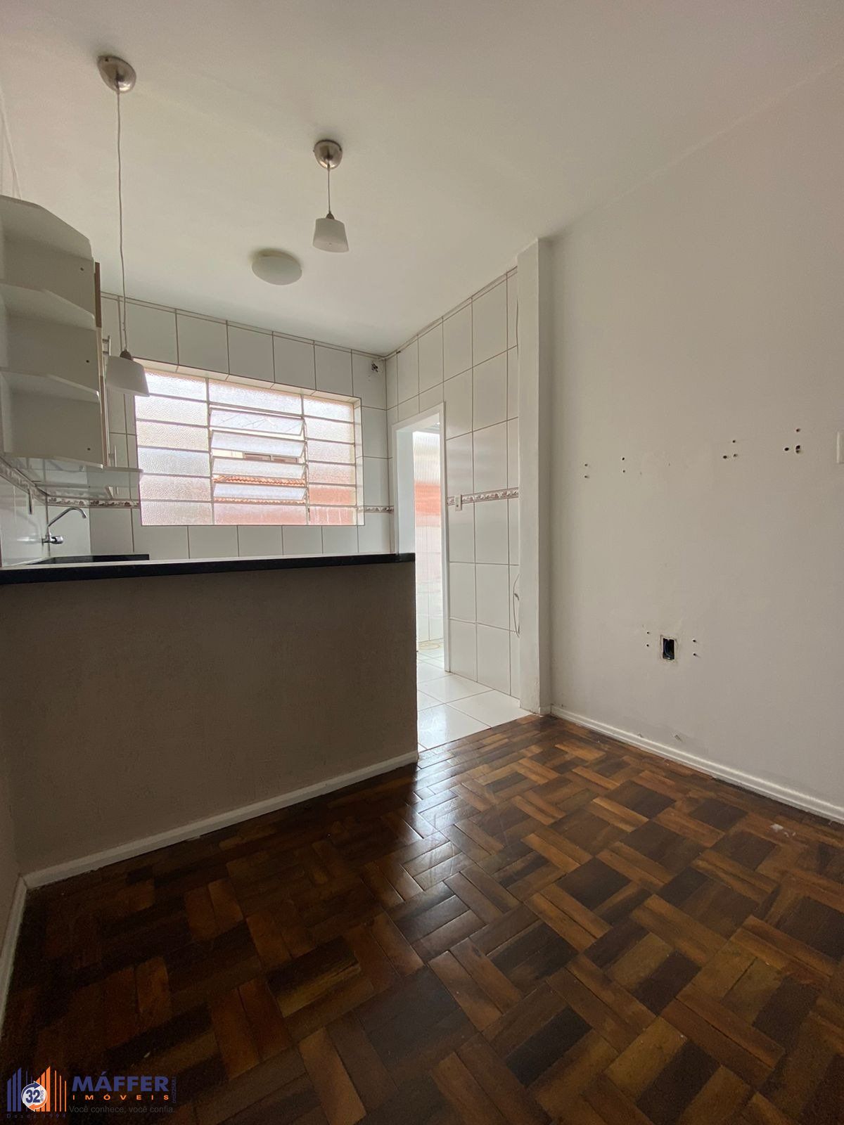 Apartamento de 1 dormitório á venda no Bairro Menino Deus.