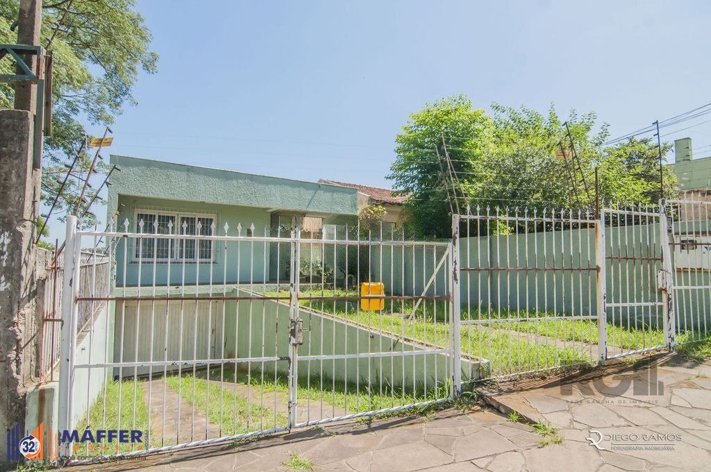 Casa 3 dorms à venda Rua Intendente Alfredo Azevedo, Glória - Porto Alegre