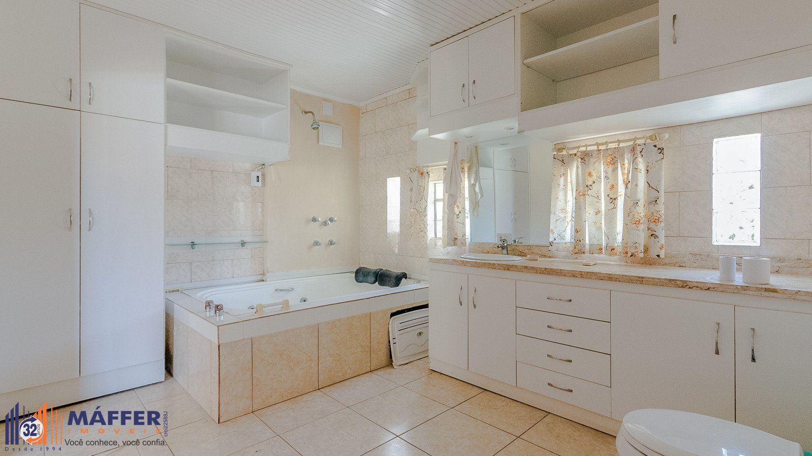 Casa, 4 suítes, à venda, 308 m², Três Figueiras - Porto Alegre — foto 3