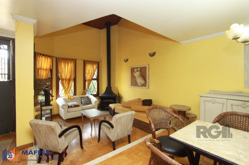 Casa 3 quartos à venda, 200m², Jardim Itu - Porto Alegre