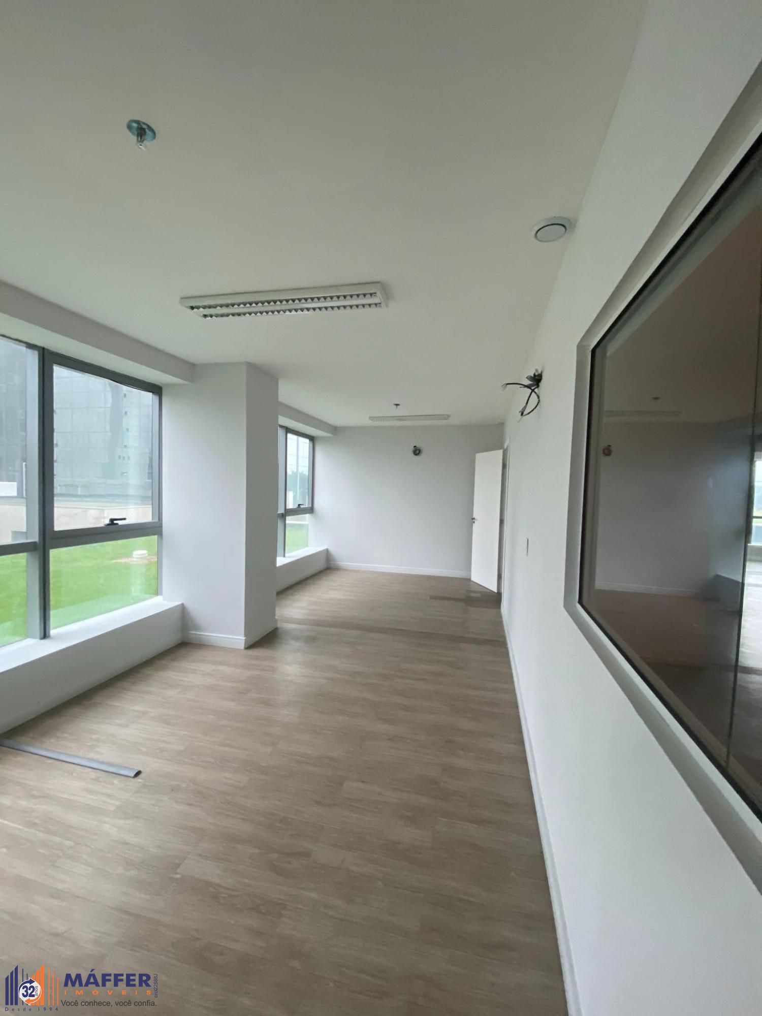 Sala Comercial, 3 salas, à venda, 138 m², Praia de Belas - Porto Alegre — foto 3