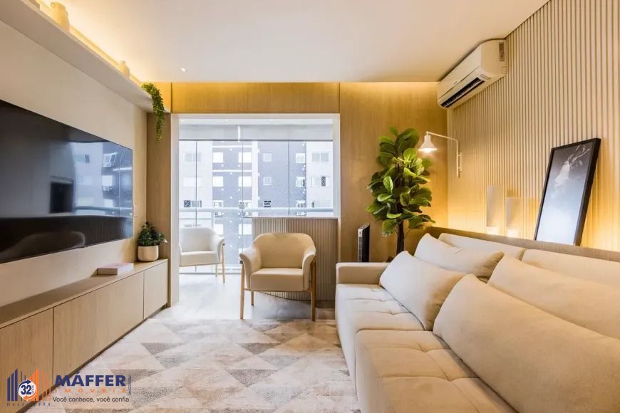 Apartamento impecável com sacada e churrasqueira
