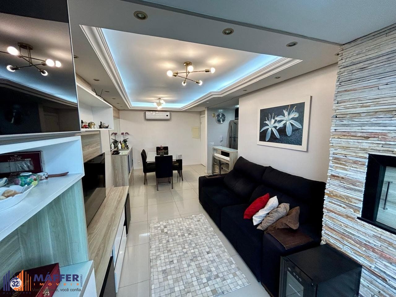Apartamento com 3 dormitórios, suíte e 2 vagas
