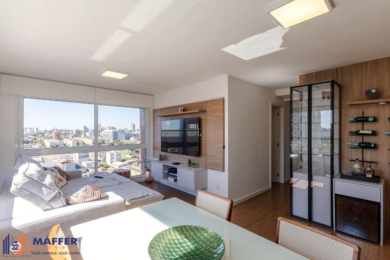 Apartamento novo semimobiliado 3 dorm, 2 suítes, andar alto, no Passo D'areia.
