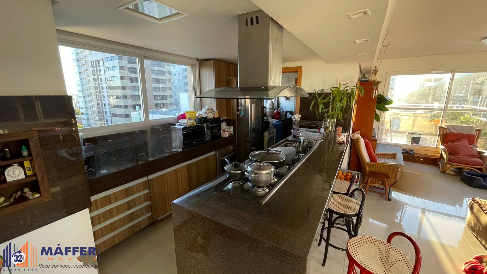 Cobertura, 3 quartos, 157 m² - Foto 2