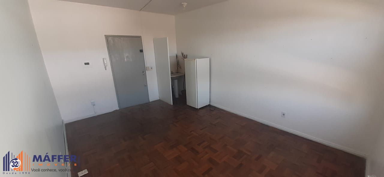 🏢 SALA COMERCIAL À VENDA TOTALMENTE PINTADA – EM FRENTE AO SHOPPING LINDÓIA