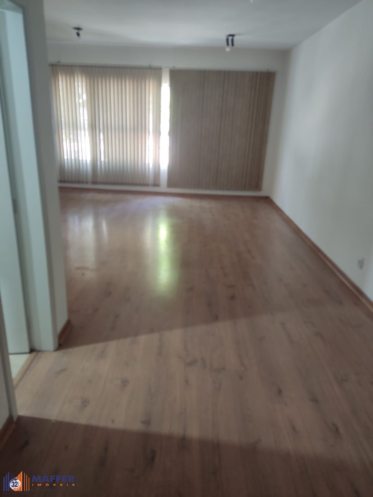 Sala Comercial, 1 sala, para alugar, 45 m², Navegantes - Porto Alegre — foto 5