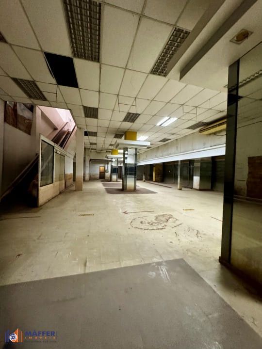Prédio Comercial, 3 salas, para alugar, 1.700 m², Centro Histórico - Porto Alegre — foto 3