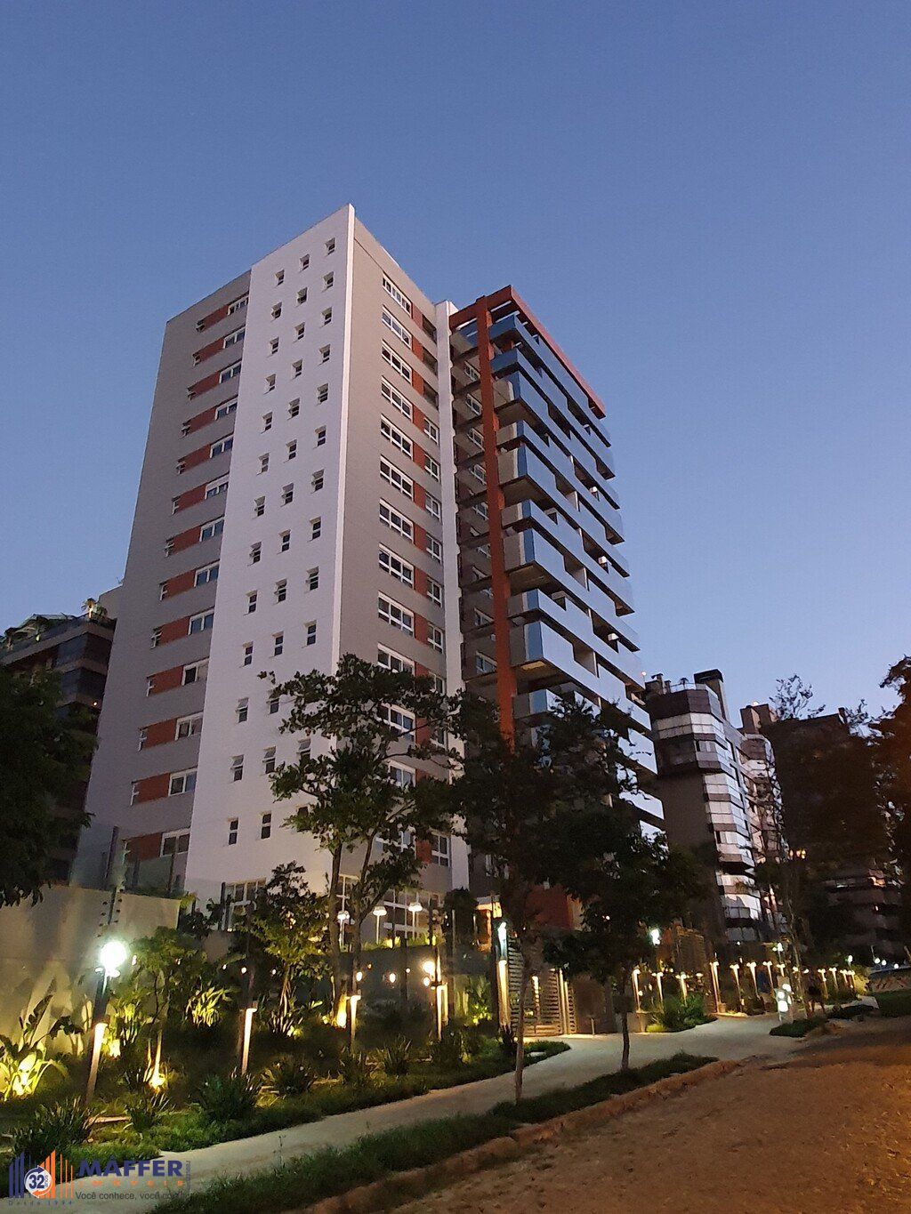 569543.jpg
