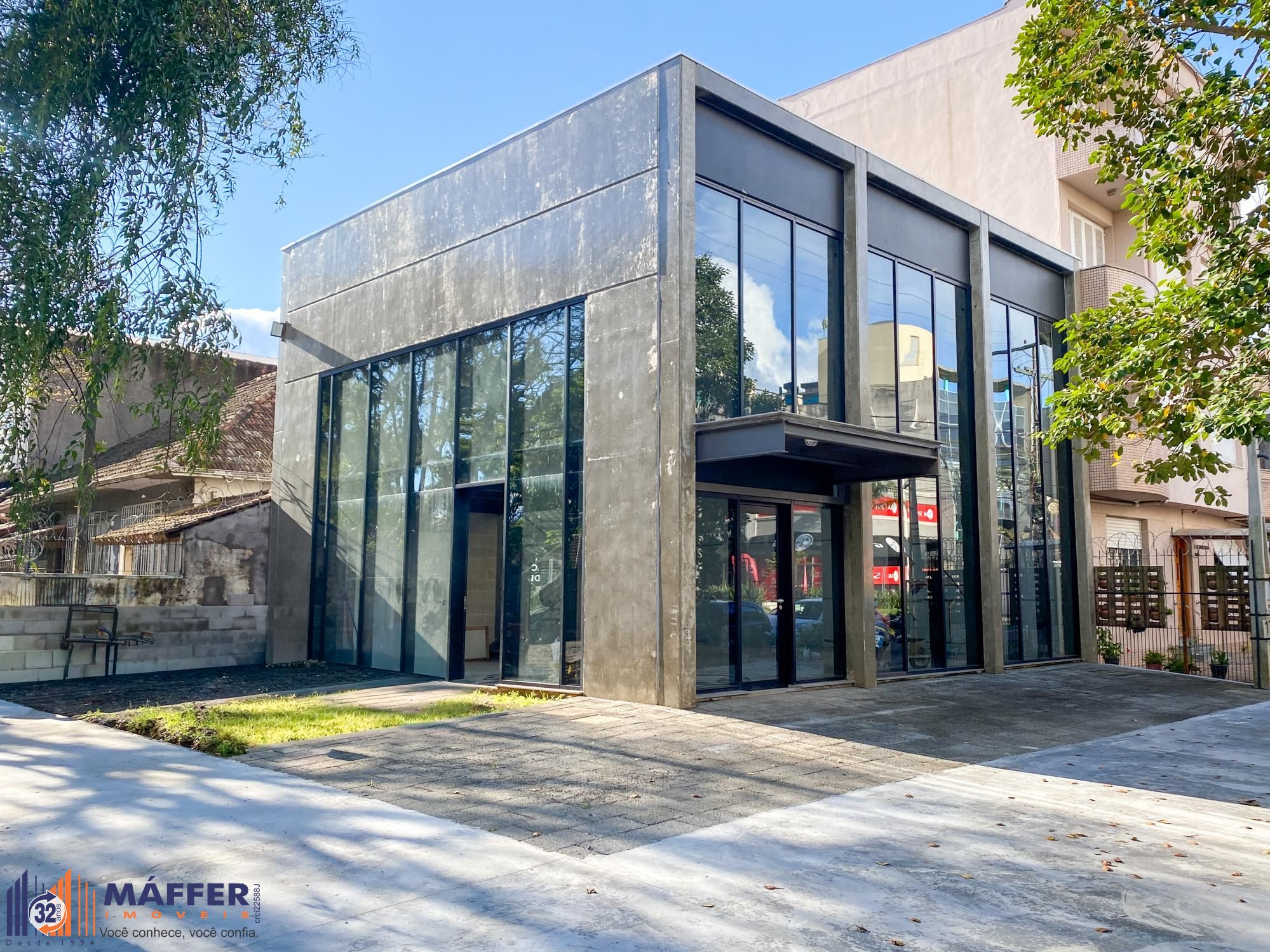 Loja, para alugar, 130 m², São João - Porto Alegre — foto 2