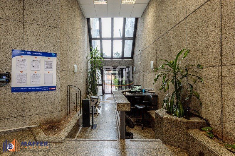 🏢 Prédio Comercial à Venda – Rua Edu Chaves, 547 / 539 | Bairro São João