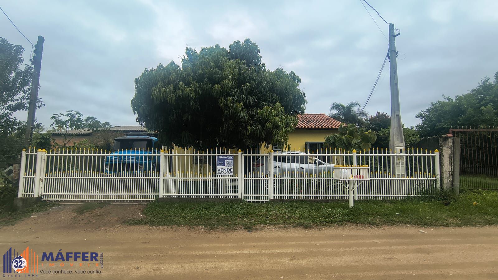 Casa de 3 dormitórios no bairro Restinga