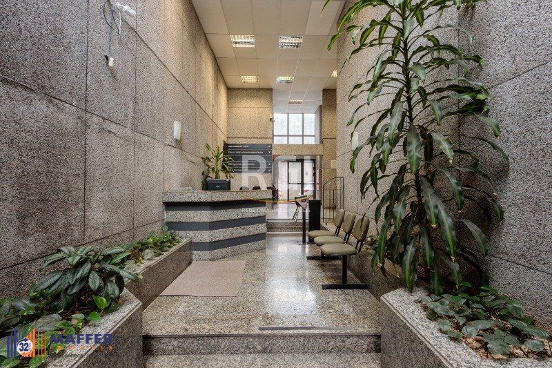 Prédio Comercial, à venda, 1.024 m², São João - Porto Alegre — foto 2