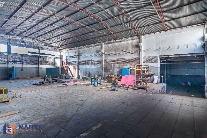 MÁFFER IMÓVEIS ALUGA Depósito/Pavilhão C/  5208m², 📍 Rua Dezenove de Novembro  Novo Hamburgo