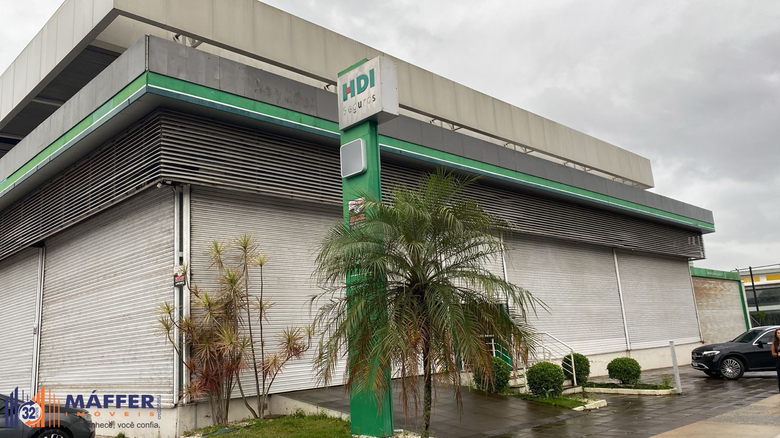 Loja, 15 salas, para alugar, 1.200 m², Jardim São Pedro - Porto Alegre — foto 2