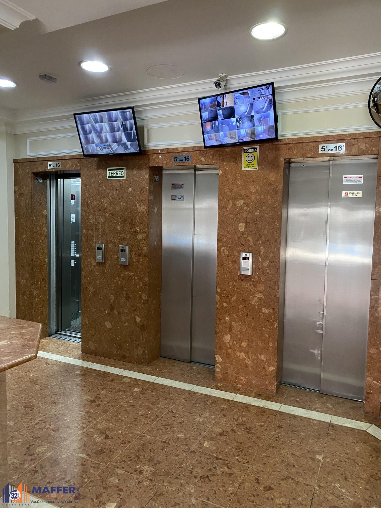 Loja no Uruguai Tower, 5 salas, para alugar, 280 m², Centro Histórico - Porto Alegre — foto 2